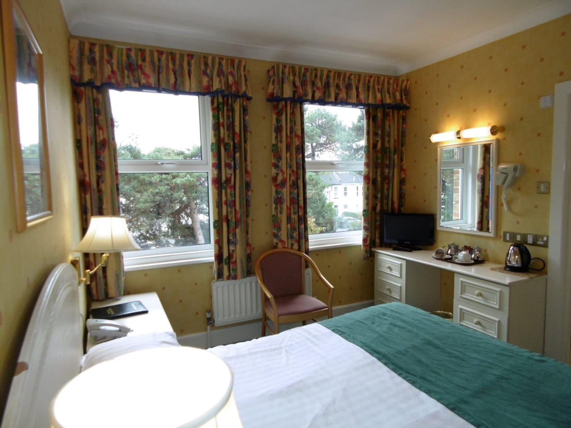 Elstead Hotel Bournemouth Esterno foto